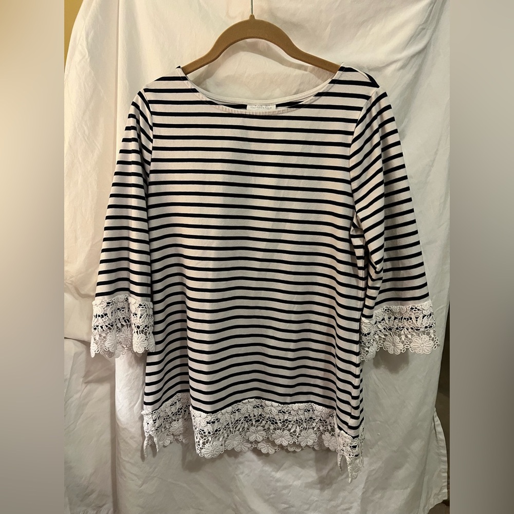 Charter Club Navy and White Striped Tee with Crochet Size M